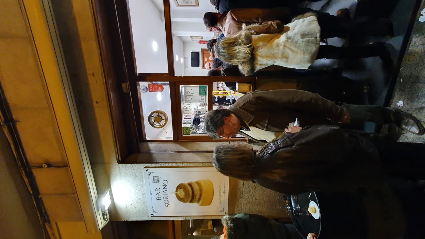 TAPAS,傑西吃貨筆記,西班牙,西班牙北部,西班牙炸豬皮,西班牙美食 TAPAS,傑西吃貨筆記,西班牙,西班牙北部,西班牙炸豬皮,西班牙美食