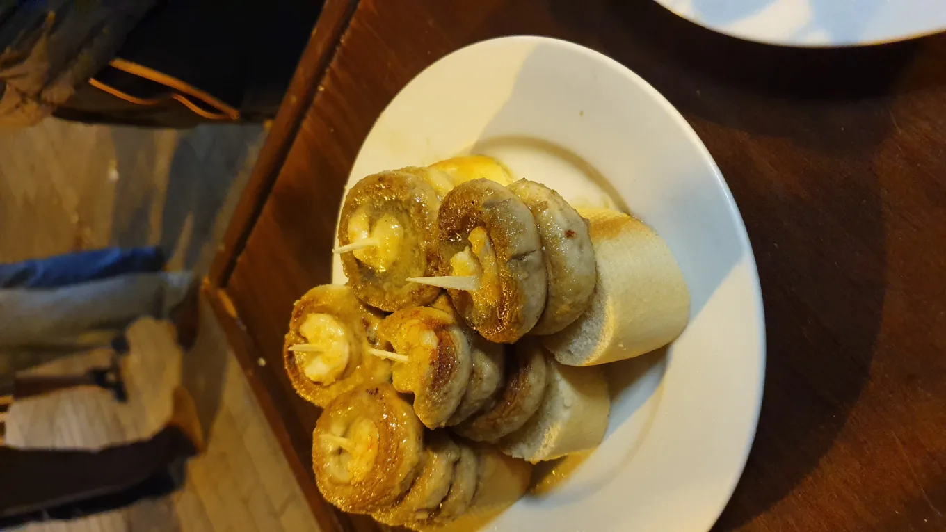 TAPAS,傑西吃貨筆記,西班牙,西班牙北部,西班牙炸豬皮,西班牙美食 TAPAS,傑西吃貨筆記,西班牙,西班牙北部,西班牙炸豬皮,西班牙美食