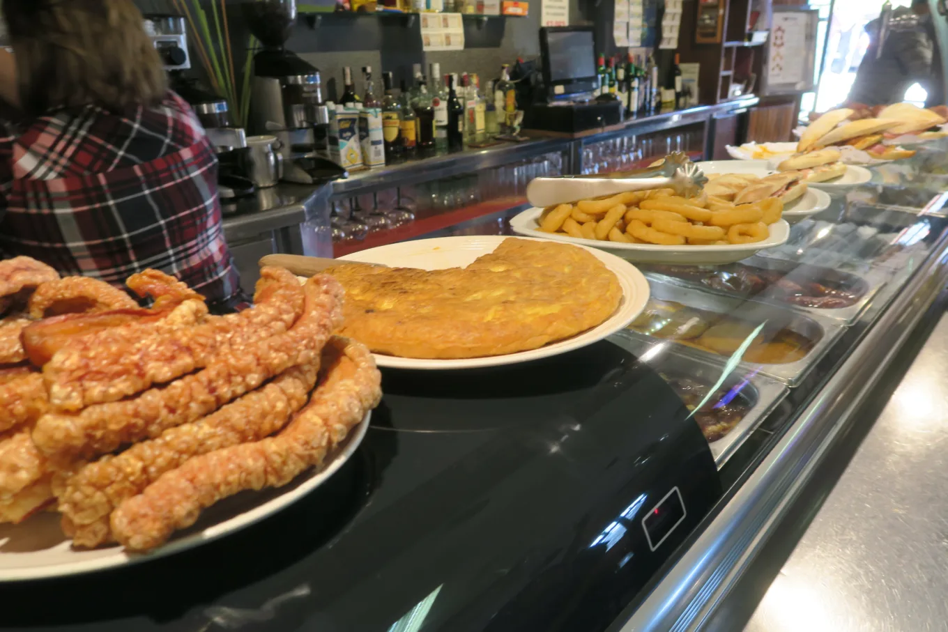 TAPAS,傑西吃貨筆記,西班牙,西班牙北部,西班牙炸豬皮,西班牙美食 TAPAS,傑西吃貨筆記,西班牙,西班牙北部,西班牙炸豬皮,西班牙美食
