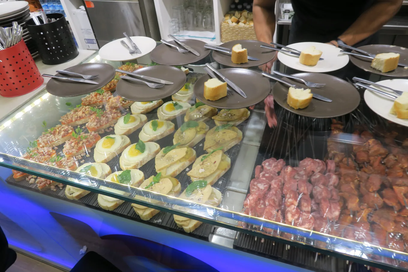 TAPAS,傑西吃貨筆記,西班牙,西班牙北部,西班牙炸豬皮,西班牙美食 TAPAS,傑西吃貨筆記,西班牙,西班牙北部,西班牙炸豬皮,西班牙美食
