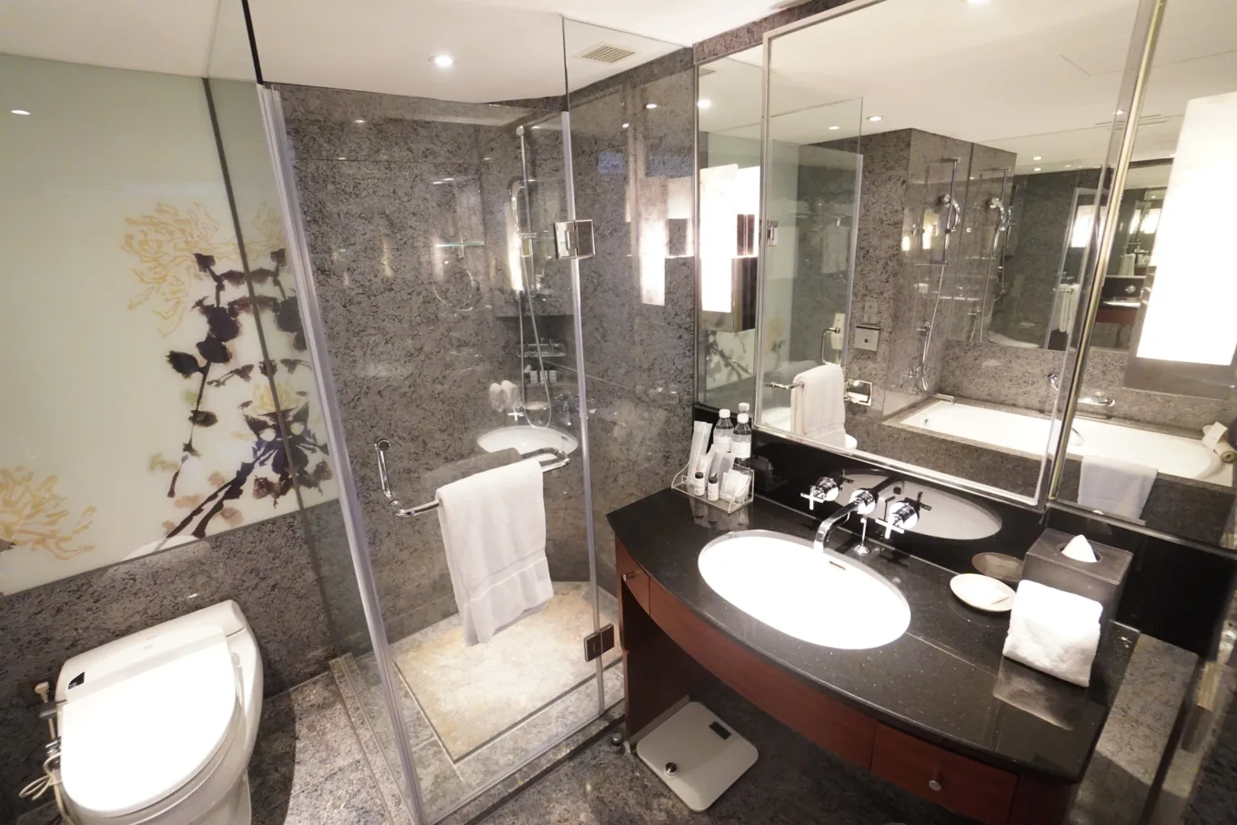 Sheraton Grand Taipei,住宿,傑西飯店開箱清單,台北,台北萬豪,台灣萬豪,名床系列,喜來登,斯林百蘭,斯林百蘭床墊,英國斯林百蘭床墊,萬豪系統 Sheraton Grand Taipei,住宿,傑西飯店開箱清單,台北,台北萬豪,台灣萬豪,名床系列,喜來登,斯林百蘭,斯林百蘭床墊,英國斯林百蘭床墊,萬豪系統