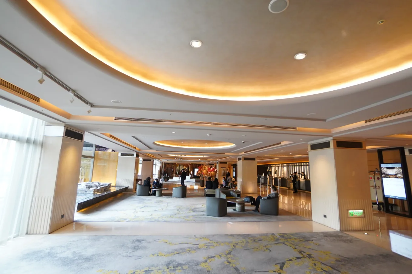 Sheraton Grand Taipei,住宿,傑西飯店開箱清單,台北,台北萬豪,台灣萬豪,名床系列,喜來登,斯林百蘭,斯林百蘭床墊,英國斯林百蘭床墊,萬豪系統 Sheraton Grand Taipei,住宿,傑西飯店開箱清單,台北,台北萬豪,台灣萬豪,名床系列,喜來登,斯林百蘭,斯林百蘭床墊,英國斯林百蘭床墊,萬豪系統