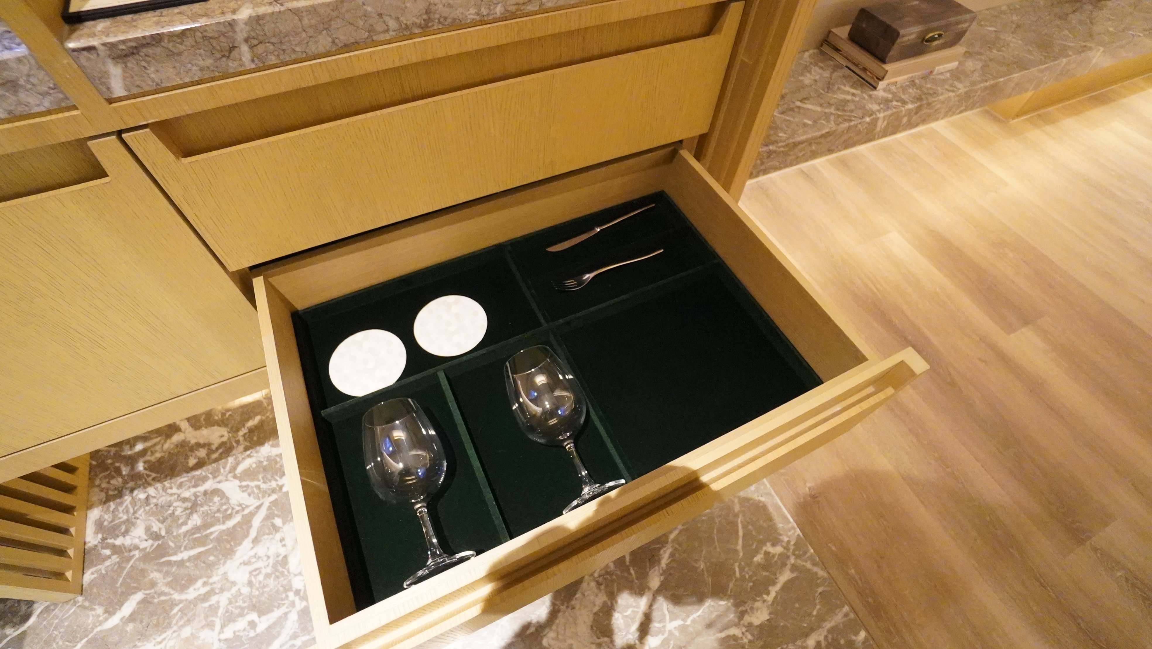 傑西飯店開箱清單,台灣萬豪,名床系列,席夢思床墊,義享 萬豪,義享天地,義享天地 住宿,義享天地 萬豪酒店,義享天地住宿,義享天地萬豪酒店,義享天地飯店,萬豪,萬豪 床墊,萬豪 義享天地,萬豪 高雄,萬豪系統,高雄,高雄萬豪床墊,高雄萬豪心得,高雄萬豪空中酒吧,高雄萬豪酒店,高雄萬豪酒店空中酒吧,高雄萬豪酒店酒吧,高雄萬豪飯店 傑西飯店開箱清單,台灣萬豪,名床系列,席夢思床墊,義享 萬豪,義享天地,義享天地 住宿,義享天地 萬豪酒店,義享天地住宿,義享天地萬豪酒店,義享天地飯店,萬豪,萬豪 床墊,萬豪 義享天地,萬豪 高雄,萬豪系統,高雄,高雄萬豪床墊,高雄萬豪心得,高雄萬豪空中酒吧,高雄萬豪酒店,高雄萬豪酒店空中酒吧,高雄萬豪酒店酒吧,高雄萬豪飯店