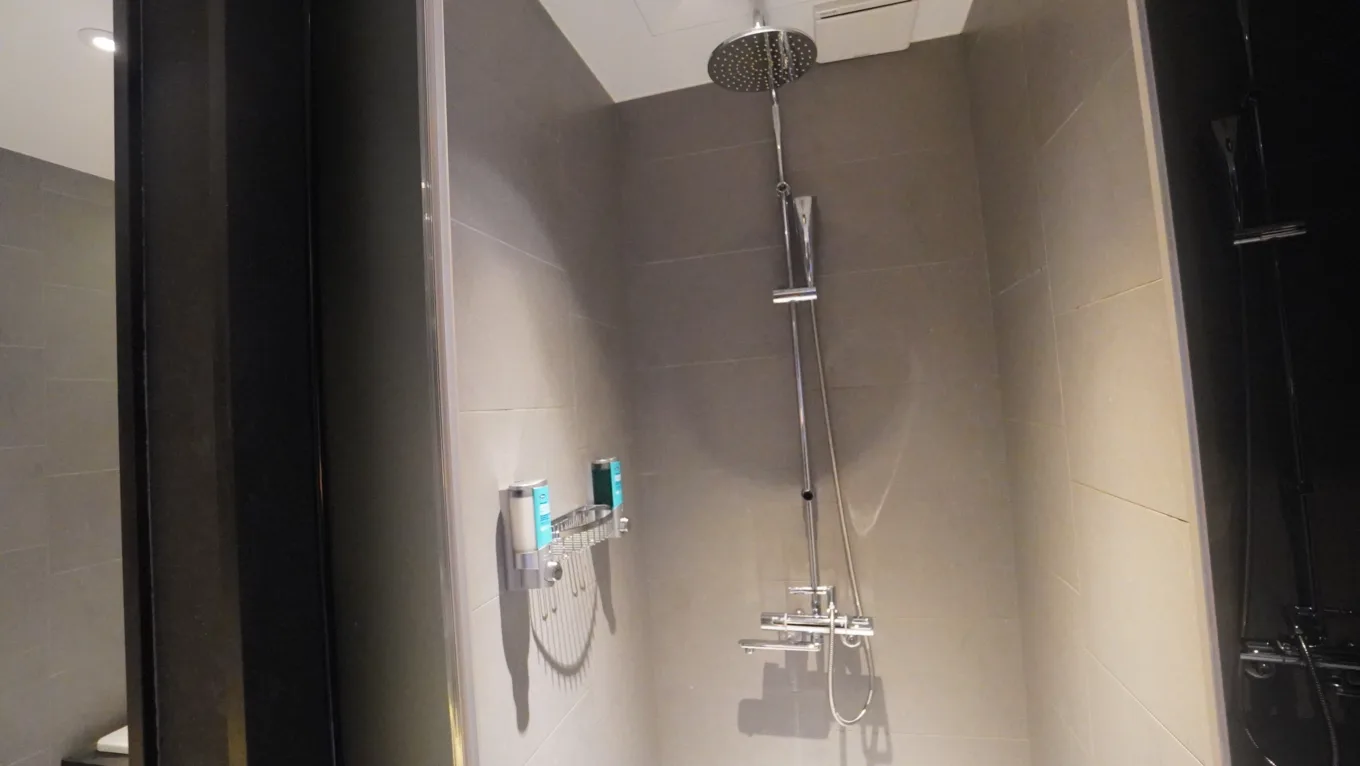 ALOFT,住宿,傑西飯店開箱清單,台北萬豪,台灣萬豪,名床系列,斯林百蘭,斯林百蘭床墊,英國斯林百蘭床墊,萬豪,萬豪系統,雅樂軒 ALOFT,住宿,傑西飯店開箱清單,台北萬豪,台灣萬豪,名床系列,斯林百蘭,斯林百蘭床墊,英國斯林百蘭床墊,萬豪,萬豪系統,雅樂軒