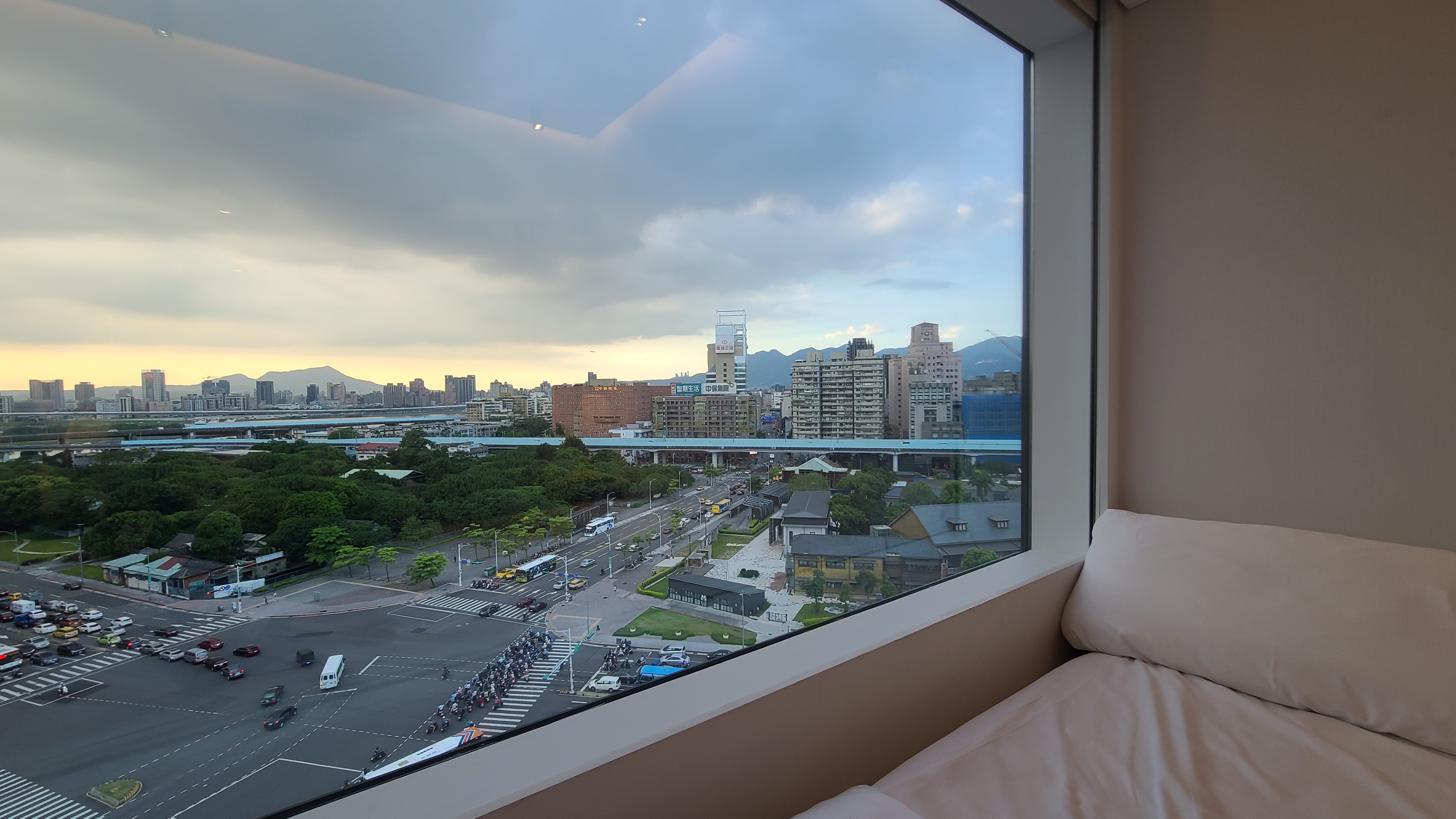 CitizenM,世民飯店,傑西飯店開箱清單,北門,台北,台北住宿,台北車站,商務旅館,落地玻璃,西門,西門町,飯店 CitizenM,世民飯店,傑西飯店開箱清單,北門,台北,台北住宿,台北車站,商務旅館,落地玻璃,西門,西門町,飯店