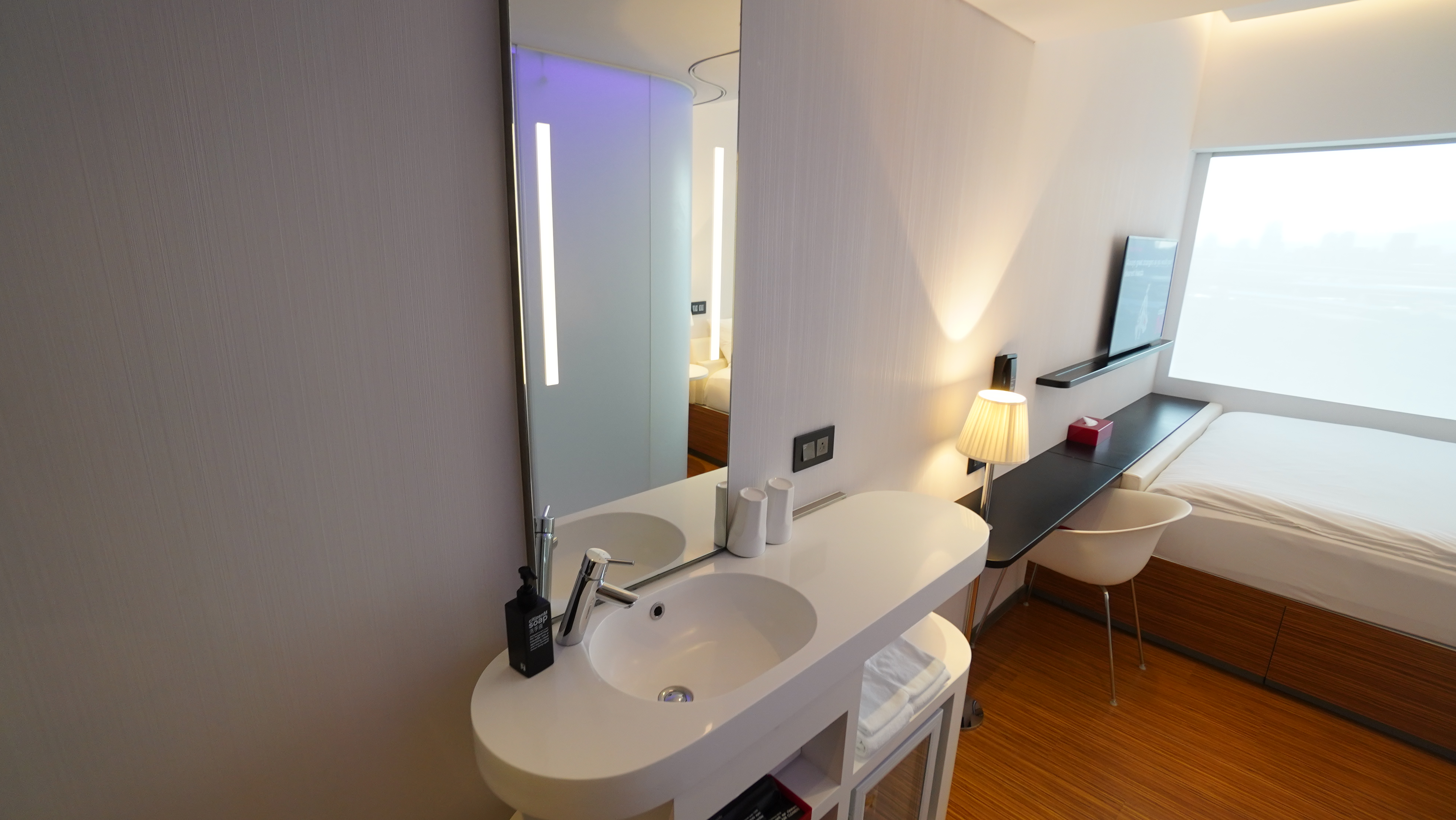 CitizenM,世民飯店,傑西飯店開箱清單,北門,台北,台北住宿,台北車站,商務旅館,落地玻璃,西門,西門町,飯店 CitizenM,世民飯店,傑西飯店開箱清單,北門,台北,台北住宿,台北車站,商務旅館,落地玻璃,西門,西門町,飯店