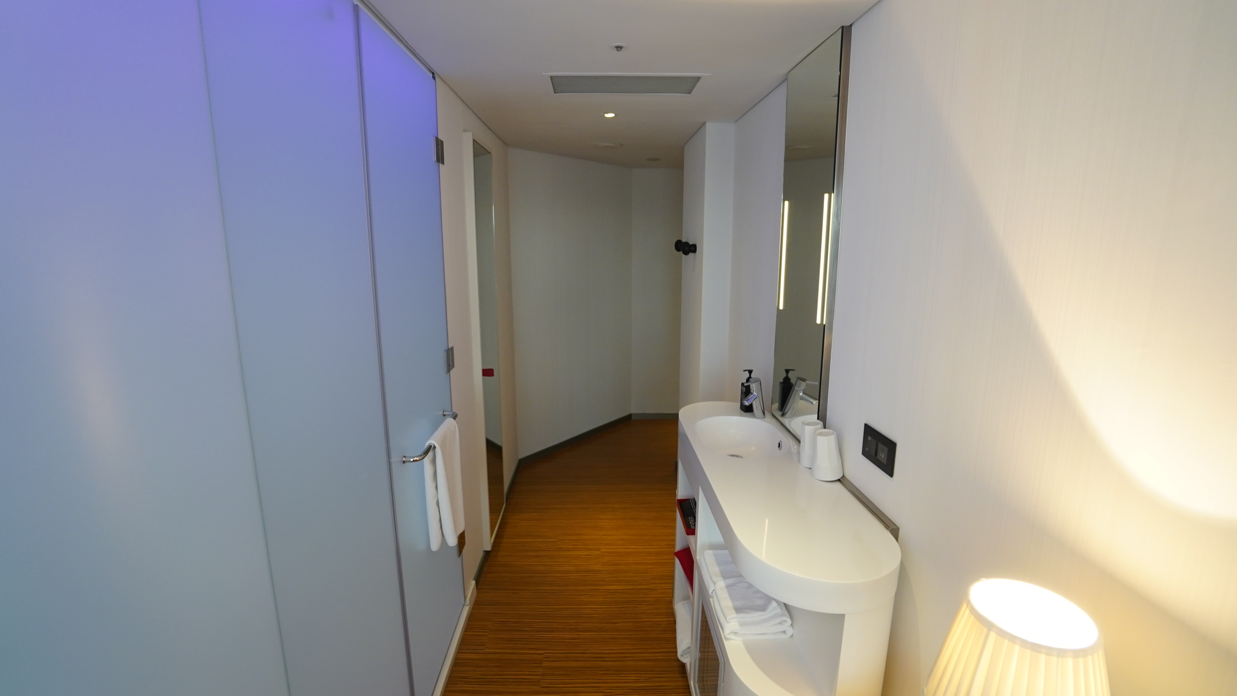 CitizenM,世民飯店,傑西飯店開箱清單,北門,台北,台北住宿,台北車站,商務旅館,落地玻璃,西門,西門町,飯店 CitizenM,世民飯店,傑西飯店開箱清單,北門,台北,台北住宿,台北車站,商務旅館,落地玻璃,西門,西門町,飯店