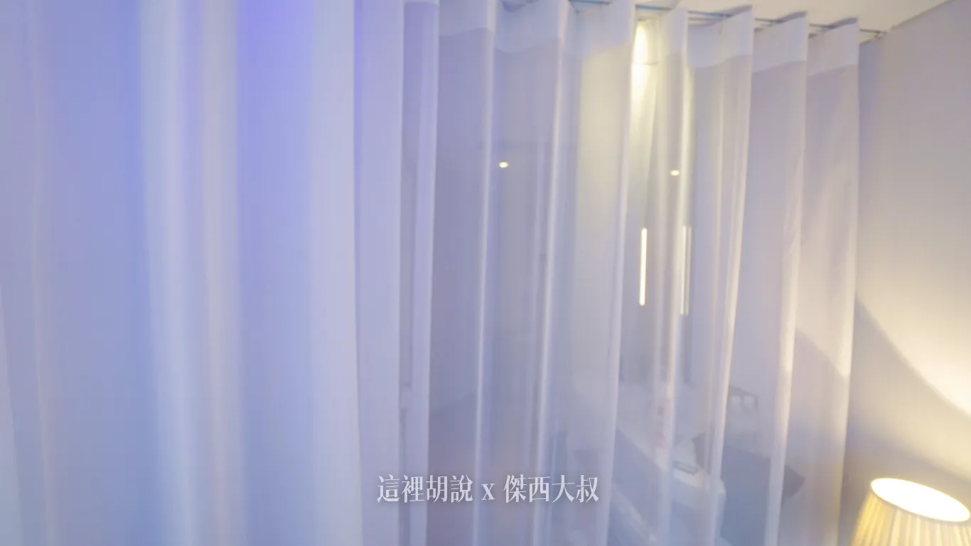 CitizenM,世民飯店,住宿,傑西飯店開箱清單,北門,台北,台北住宿,台北車站,商務旅館,席伊麗,席伊麗床墊,落地玻璃,西門,西門町,飯店 CitizenM,世民飯店,住宿,傑西飯店開箱清單,北門,台北,台北住宿,台北車站,商務旅館,席伊麗,席伊麗床墊,落地玻璃,西門,西門町,飯店