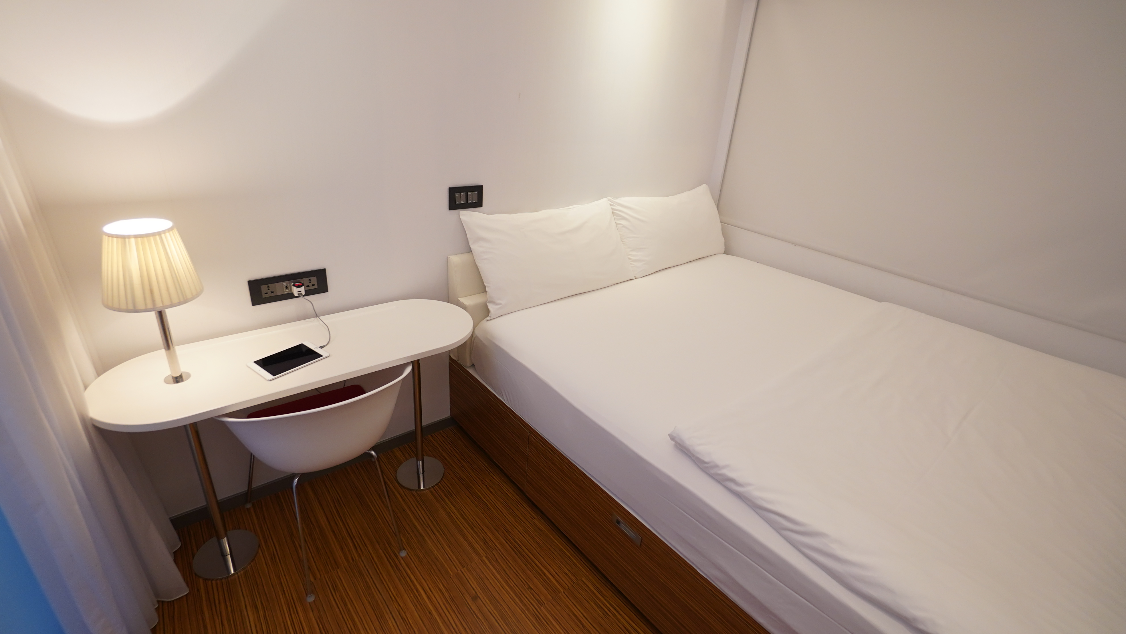 CitizenM,世民飯店,傑西飯店開箱清單,北門,台北,台北住宿,台北車站,商務旅館,落地玻璃,西門,西門町,飯店 CitizenM,世民飯店,傑西飯店開箱清單,北門,台北,台北住宿,台北車站,商務旅館,落地玻璃,西門,西門町,飯店