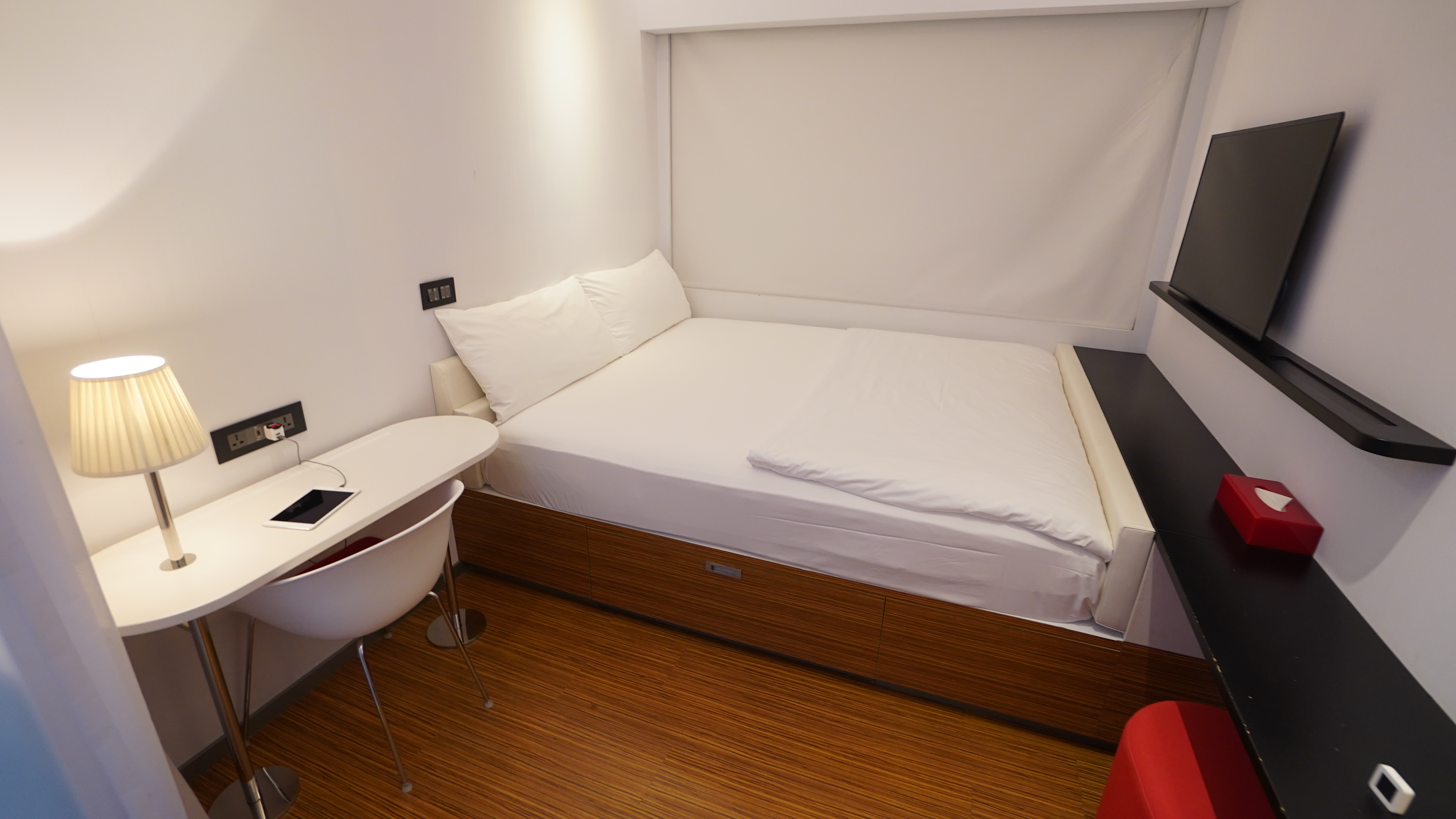 CitizenM,世民飯店,傑西飯店開箱清單,北門,台北,台北住宿,台北車站,商務旅館,落地玻璃,西門,西門町,飯店 CitizenM,世民飯店,傑西飯店開箱清單,北門,台北,台北住宿,台北車站,商務旅館,落地玻璃,西門,西門町,飯店