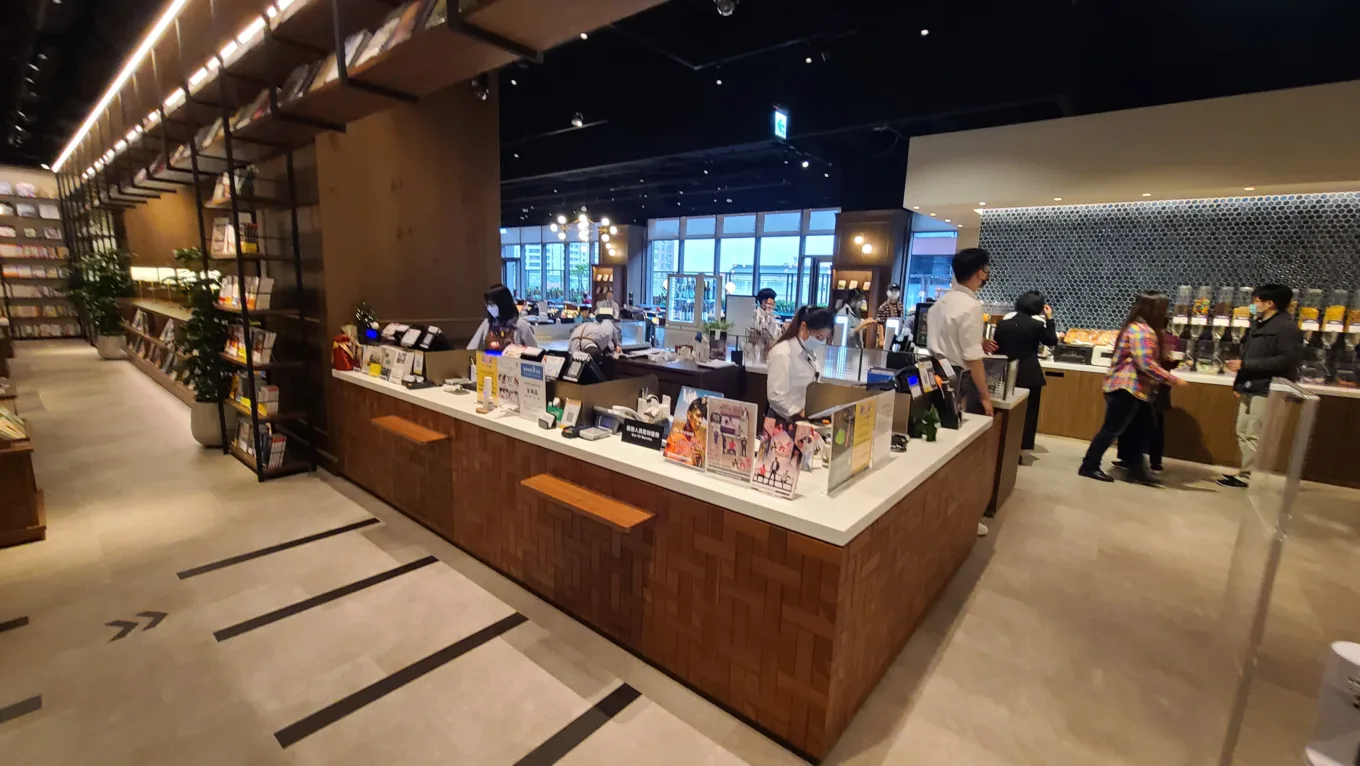 tsutaya,共享辦公室,蔦屋SHARELUNGE,蔦屋書店,行動辦公室 tsutaya,共享辦公室,蔦屋SHARELUNGE,蔦屋書店,行動辦公室