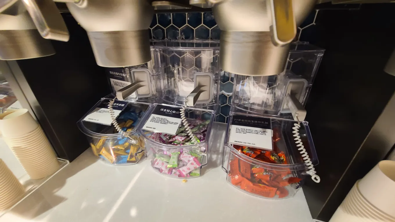 tsutaya,共享辦公室,蔦屋SHARELUNGE,蔦屋書店,行動辦公室 tsutaya,共享辦公室,蔦屋SHARELUNGE,蔦屋書店,行動辦公室