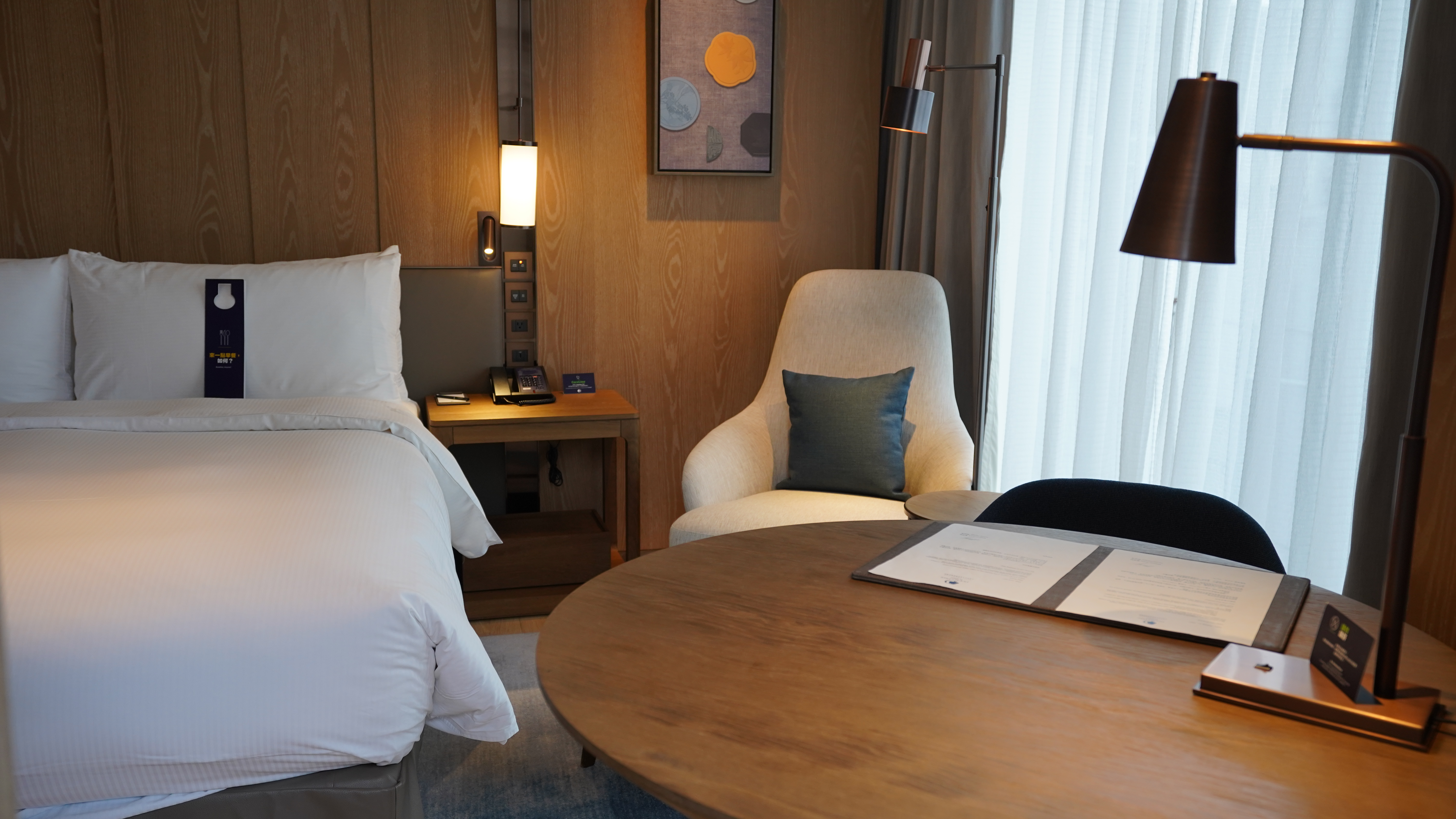 DOUBLETREE,TOTO花灑,九昱希爾頓逸林酒店,九昱建設,傑西飯店開箱清單,希爾頓,希爾頓逸林,暖氣,牛肉麵,舒達,飯店 DOUBLETREE,TOTO花灑,九昱希爾頓逸林酒店,九昱建設,傑西飯店開箱清單,希爾頓,希爾頓逸林,暖氣,牛肉麵,舒達,飯店