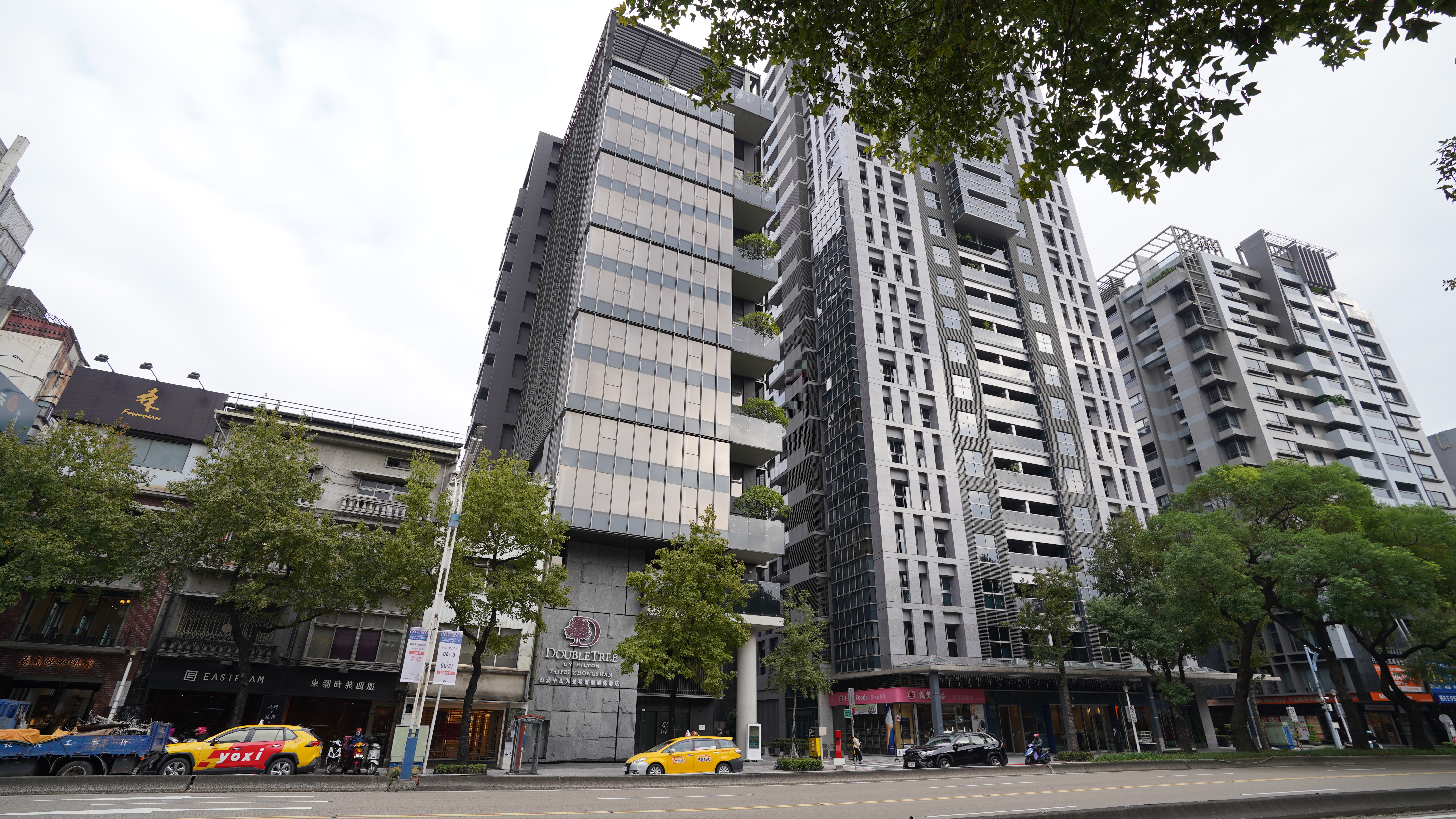 DOUBLETREE,TOTO花灑,九昱希爾頓逸林酒店,九昱建設,傑西飯店開箱清單,希爾頓,希爾頓逸林,暖氣,牛肉麵,舒達,飯店 DOUBLETREE,TOTO花灑,九昱希爾頓逸林酒店,九昱建設,傑西飯店開箱清單,希爾頓,希爾頓逸林,暖氣,牛肉麵,舒達,飯店