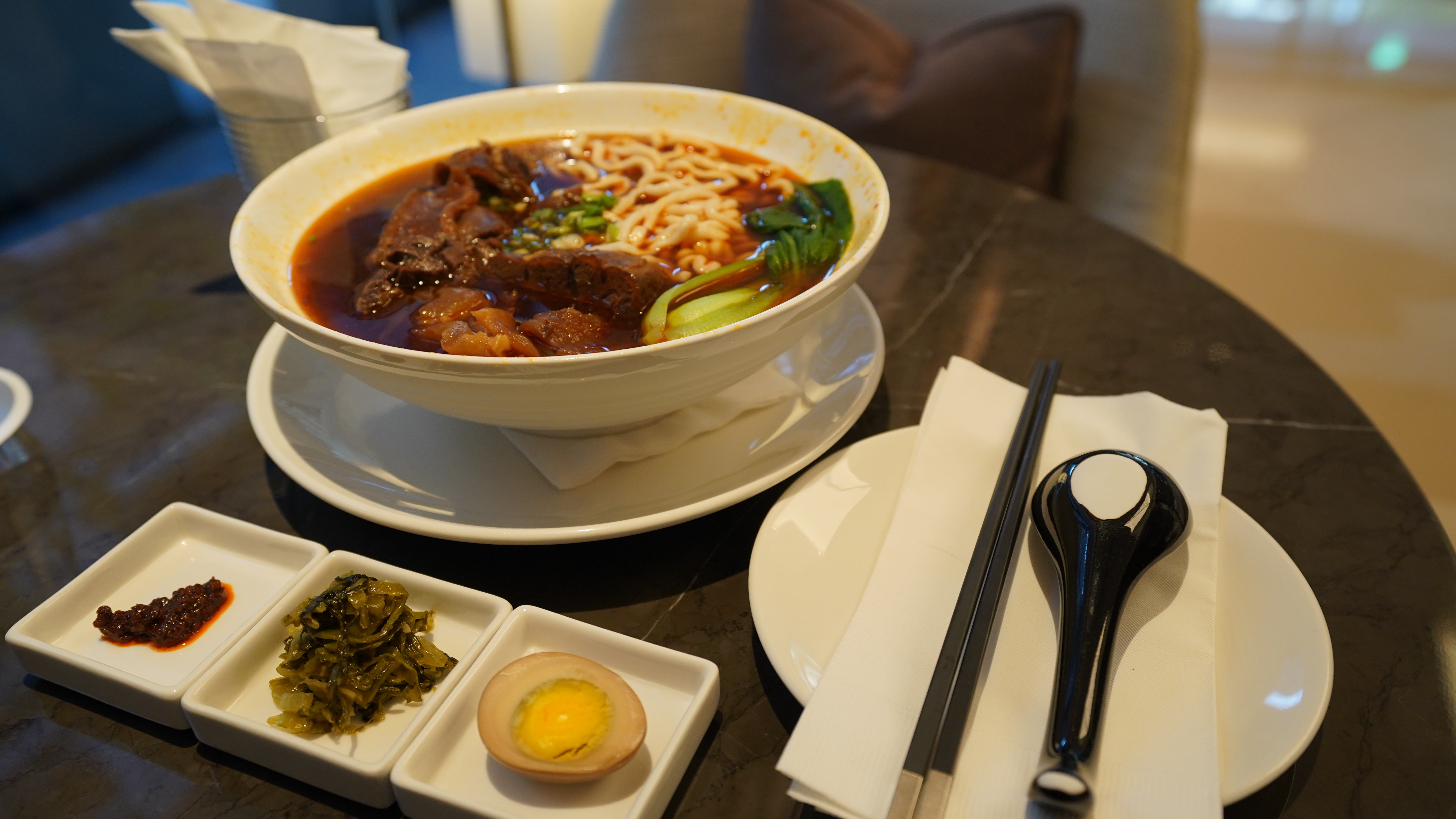 DOUBLETREE,TOTO花灑,九昱希爾頓逸林酒店,九昱建設,傑西飯店開箱清單,希爾頓,希爾頓逸林,暖氣,牛肉麵,舒達,飯店 DOUBLETREE,TOTO花灑,九昱希爾頓逸林酒店,九昱建設,傑西飯店開箱清單,希爾頓,希爾頓逸林,暖氣,牛肉麵,舒達,飯店