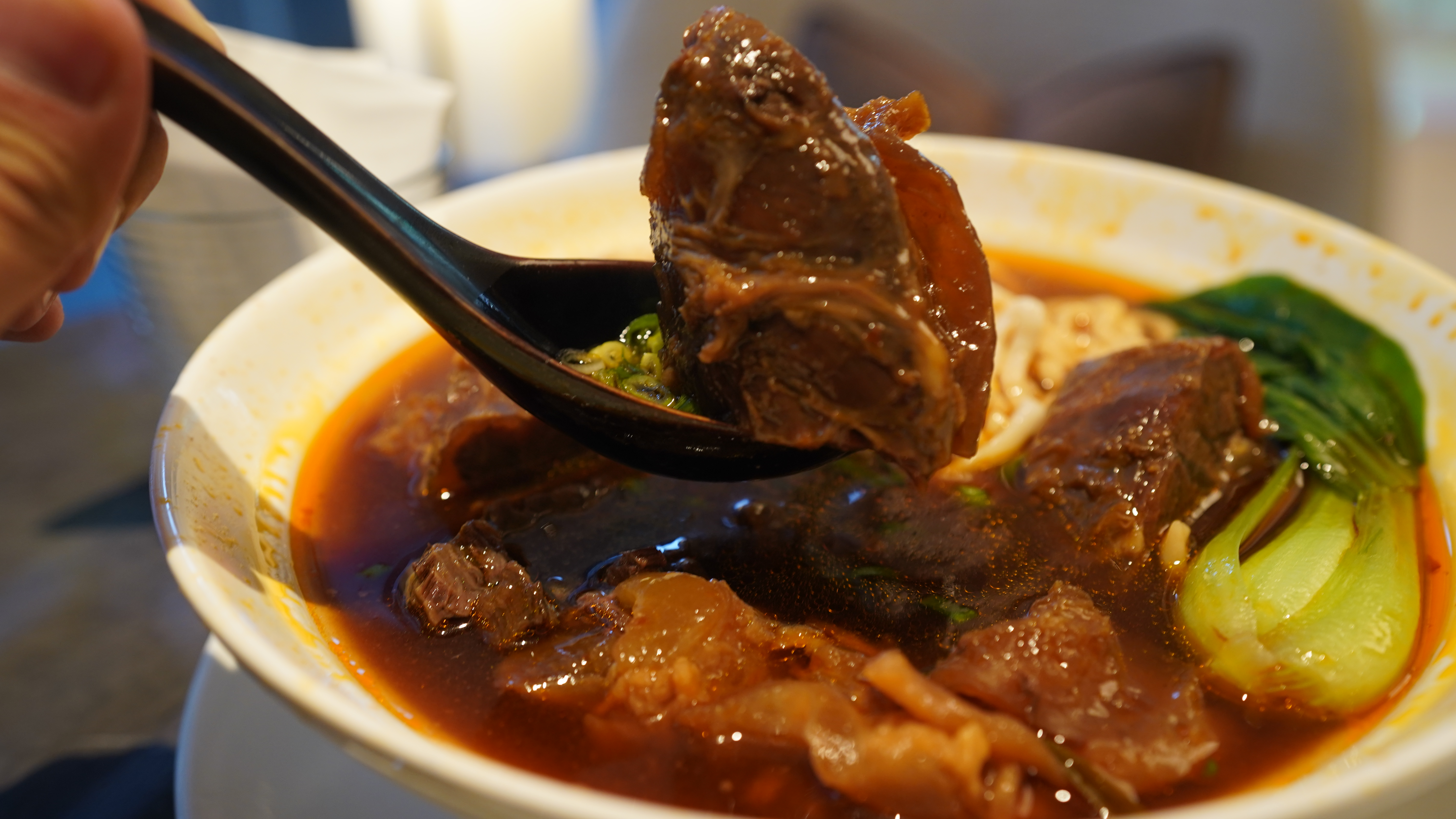 DOUBLETREE,TOTO花灑,九昱希爾頓逸林酒店,九昱建設,傑西飯店開箱清單,希爾頓,希爾頓逸林,暖氣,牛肉麵,舒達,飯店 DOUBLETREE,TOTO花灑,九昱希爾頓逸林酒店,九昱建設,傑西飯店開箱清單,希爾頓,希爾頓逸林,暖氣,牛肉麵,舒達,飯店