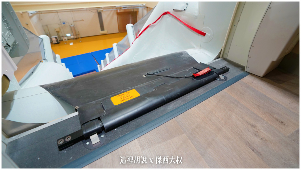 BUSINESS CLASS,CLASS C,傑西飛行記錄,微旅行,星宇,星宇航空,機場作業,機場系列文章,機場見學,環島,疫情當中的參訪,經濟艙,經濟艙飛行記錄,航空,航空迷,運籌中心,飛機人 BUSINESS CLASS,CLASS C,傑西飛行記錄,微旅行,星宇,星宇航空,機場作業,機場系列文章,機場見學,環島,疫情當中的參訪,經濟艙,經濟艙飛行記錄,航空,航空迷,運籌中心,飛機人