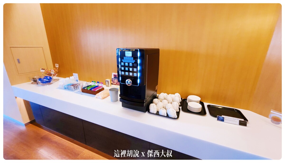 長榮航空, 長榮航空飛行記錄 787-9 787-10夢幻客機 經濟艙 電子遮蔽窗戶 台北東京 TPE-NRT EVAAIR , 長榮航空,2022-10 日本,787,787-9,br,business class,class c,star alliance,傑西飛行記錄,台北東京,座位推薦,星空聯盟,經濟艙飛行記錄,長榮,長榮機隊,飛機餐,