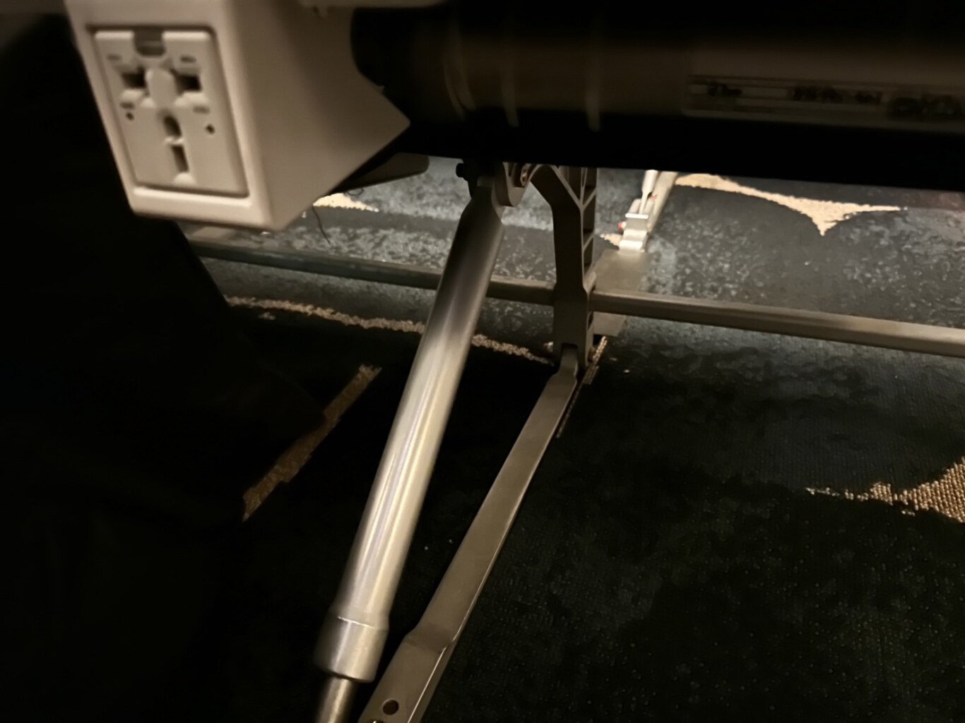 BUSINESS CLASS,CLASS C,Google News,IFE,娛樂系統,客艙座位相關文章,座位舒適度,控制盒,育樂系統,腳部空間,舒適度,航空公司,航空公司座椅,視訊盒,電源盒,飛機座位,飛機座椅 BUSINESS CLASS,CLASS C,Google News,IFE,娛樂系統,客艙座位相關文章,座位舒適度,控制盒,育樂系統,腳部空間,舒適度,航空公司,航空公司座椅,視訊盒,電源盒,飛機座位,飛機座椅