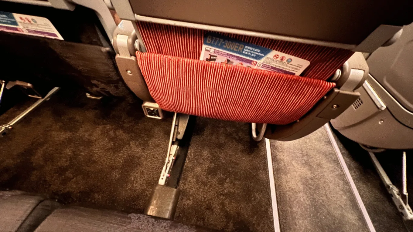 BUSINESS CLASS,CLASS C,Google News,IFE,娛樂系統,客艙座位相關文章,座位舒適度,控制盒,育樂系統,腳部空間,舒適度,航空公司,航空公司座椅,視訊盒,電源盒,飛機座位,飛機座椅 BUSINESS CLASS,CLASS C,Google News,IFE,娛樂系統,客艙座位相關文章,座位舒適度,控制盒,育樂系統,腳部空間,舒適度,航空公司,航空公司座椅,視訊盒,電源盒,飛機座位,飛機座椅