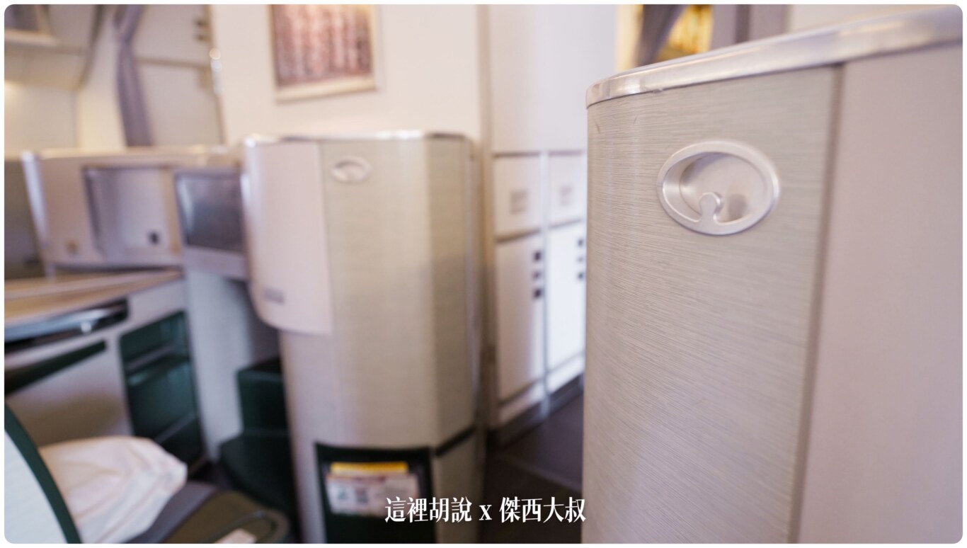 皇璽桂冠艙,商務艙,紅地毯,第二航廈,桃園機場,李皞,米其林 皇璽桂冠艙,商務艙,紅地毯,第二航廈,桃園機場,李皞,米其林