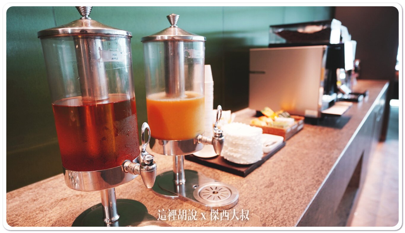 2023,ASIANA Lounge Business Class,ICN,仁川,仁川國際機場,仁川機場,商務艙貴賓室,星空聯盟,機場貴賓室,波蘭航空,第一航廈,航空公司貴賓室,貴賓室,長榮航空,韓亞航,韓亞航貴賓室,韓國,韓國仁川機場 @這裡胡說 x 傑西大叔 2023,ASIANA Lounge Business Class,ICN,仁川,仁川國際機場,仁川機場,商務艙貴賓室,星空聯盟,機場貴賓室,波蘭航空,第一航廈,航空公司貴賓室,貴賓室,長榮航空,韓亞航,韓亞航貴賓室,韓國,韓國仁川機場 @這裡胡說 x 傑西大叔