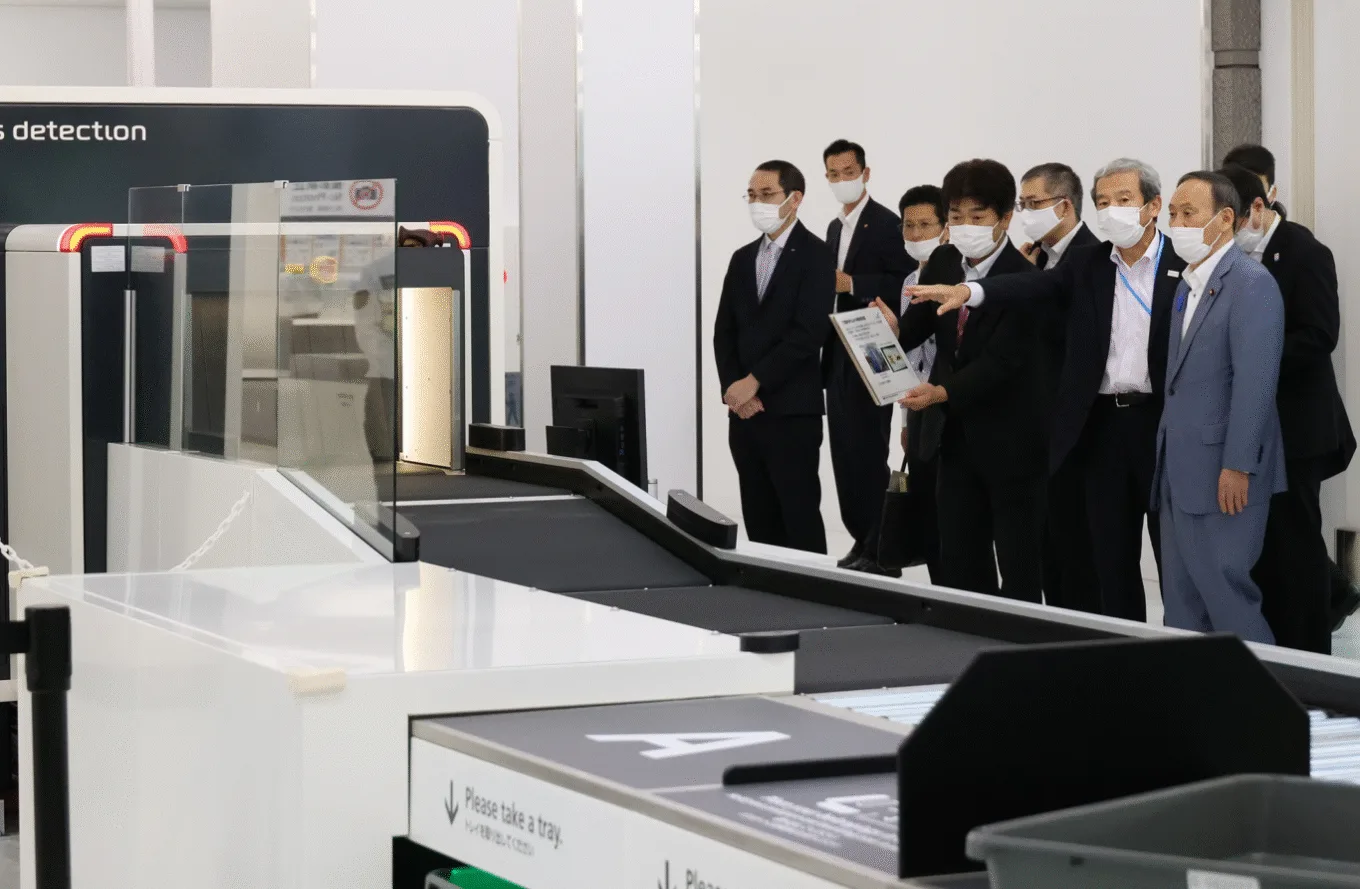 tray handling system,TRS,其他航空新聞,安檢,安檢線,手提行李,托盤,托盤回收,機場,機場相關文章,機場系列文章,航空新聞 tray handling system,TRS,其他航空新聞,安檢,安檢線,手提行李,托盤,托盤回收,機場,機場相關文章,機場系列文章,航空新聞