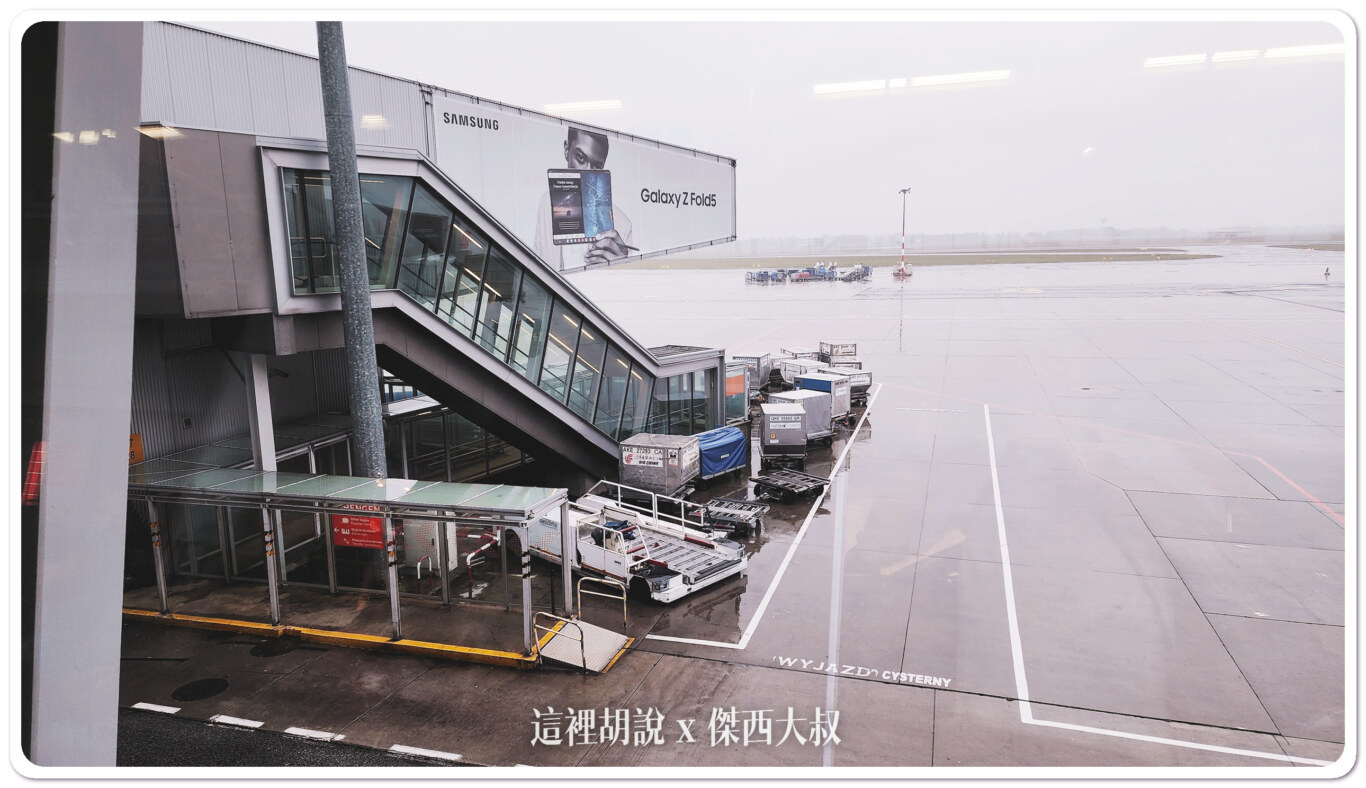 WAW,波蘭華沙機場,空側作業,華沙機場 WAW,波蘭華沙機場,空側作業,華沙機場