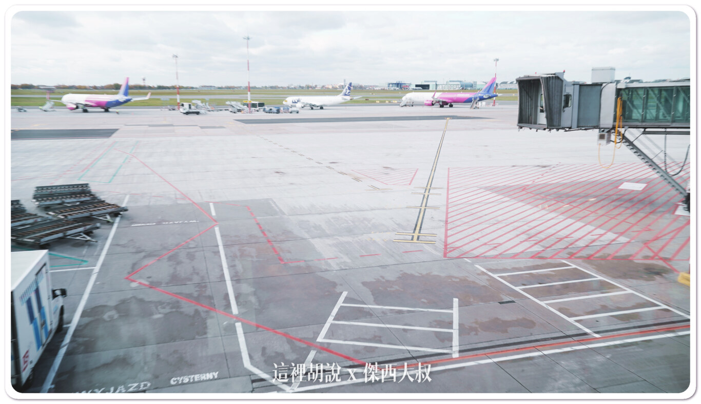 WAW,波蘭華沙機場,空側作業,華沙機場 WAW,波蘭華沙機場,空側作業,華沙機場
