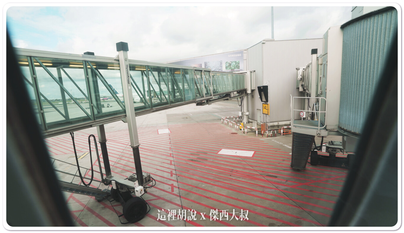 WAW,波蘭華沙機場,空側作業,華沙機場 WAW,波蘭華沙機場,空側作業,華沙機場