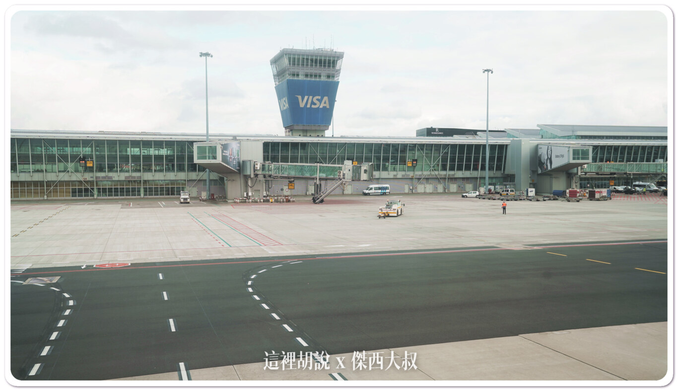 WAW,波蘭華沙機場,空側作業,華沙機場 WAW,波蘭華沙機場,空側作業,華沙機場