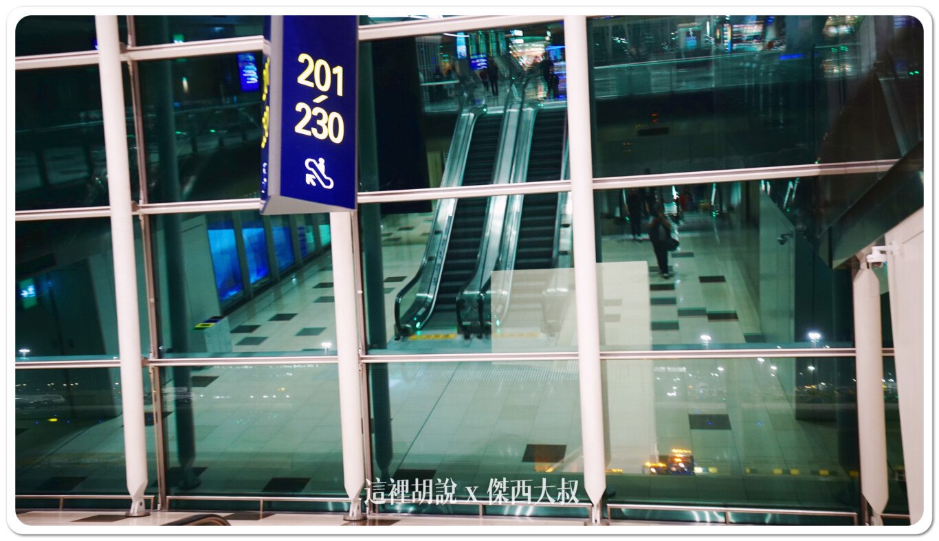 HKG,HONGKONG AIRPORT,T1M,VHHH,中場客運廊,中場航廈,低成本航空,廉價航空,衛星廊廳,香港國際機場,香港機場,香港機場 中場客運廊,香港航空 HKG,HONGKONG AIRPORT,T1M,VHHH,中場客運廊,中場航廈,低成本航空,廉價航空,衛星廊廳,香港國際機場,香港機場,香港機場 中場客運廊,香港航空