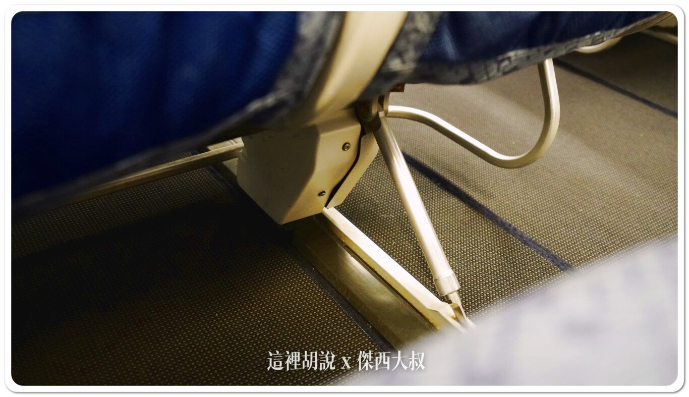 中間DEFG的視訊盒設置在D跟G兩個位置
