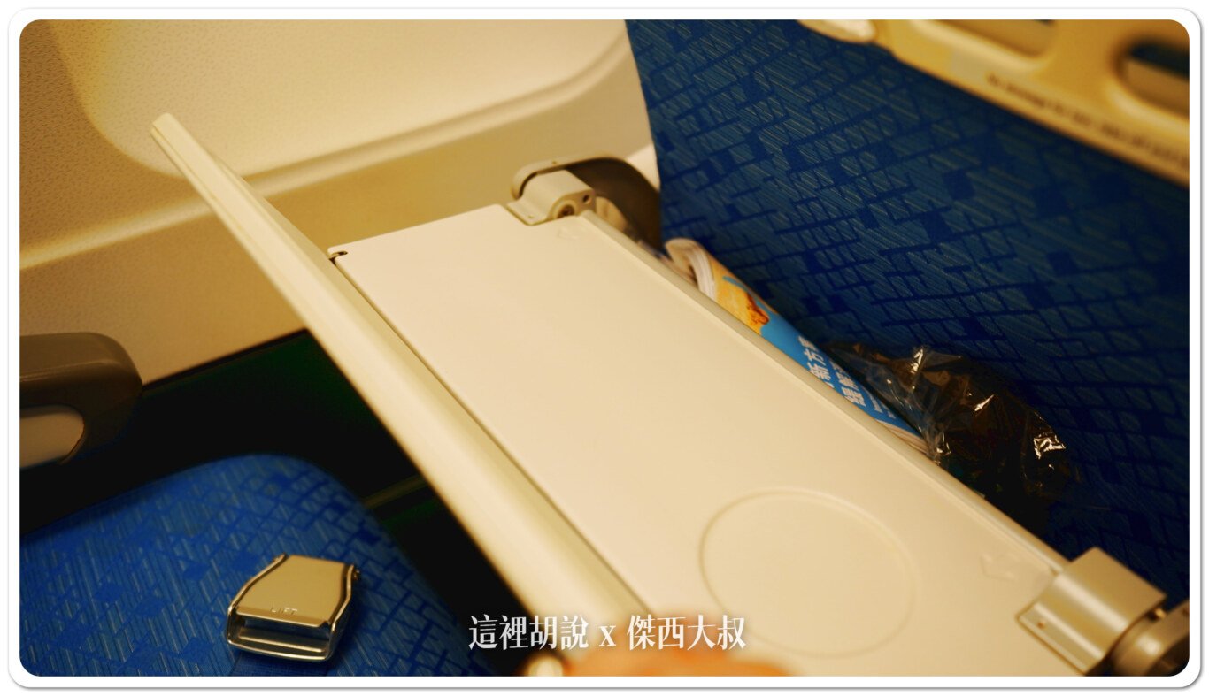 兩折式可折疊桌子
