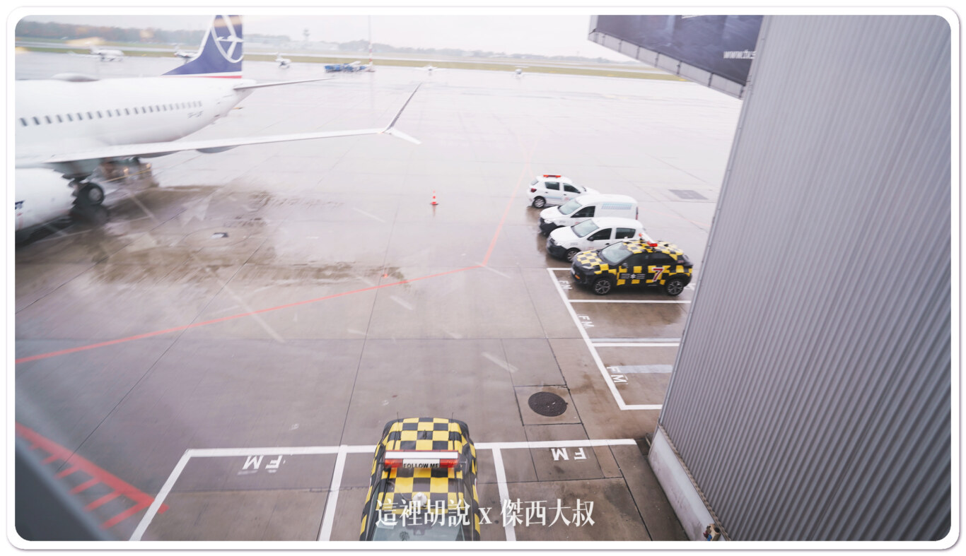 MAD,地勤作業,機場作業,空側作業,行李裝卸,馬德里機場 MAD,地勤作業,機場作業,空側作業,行李裝卸,馬德里機場
