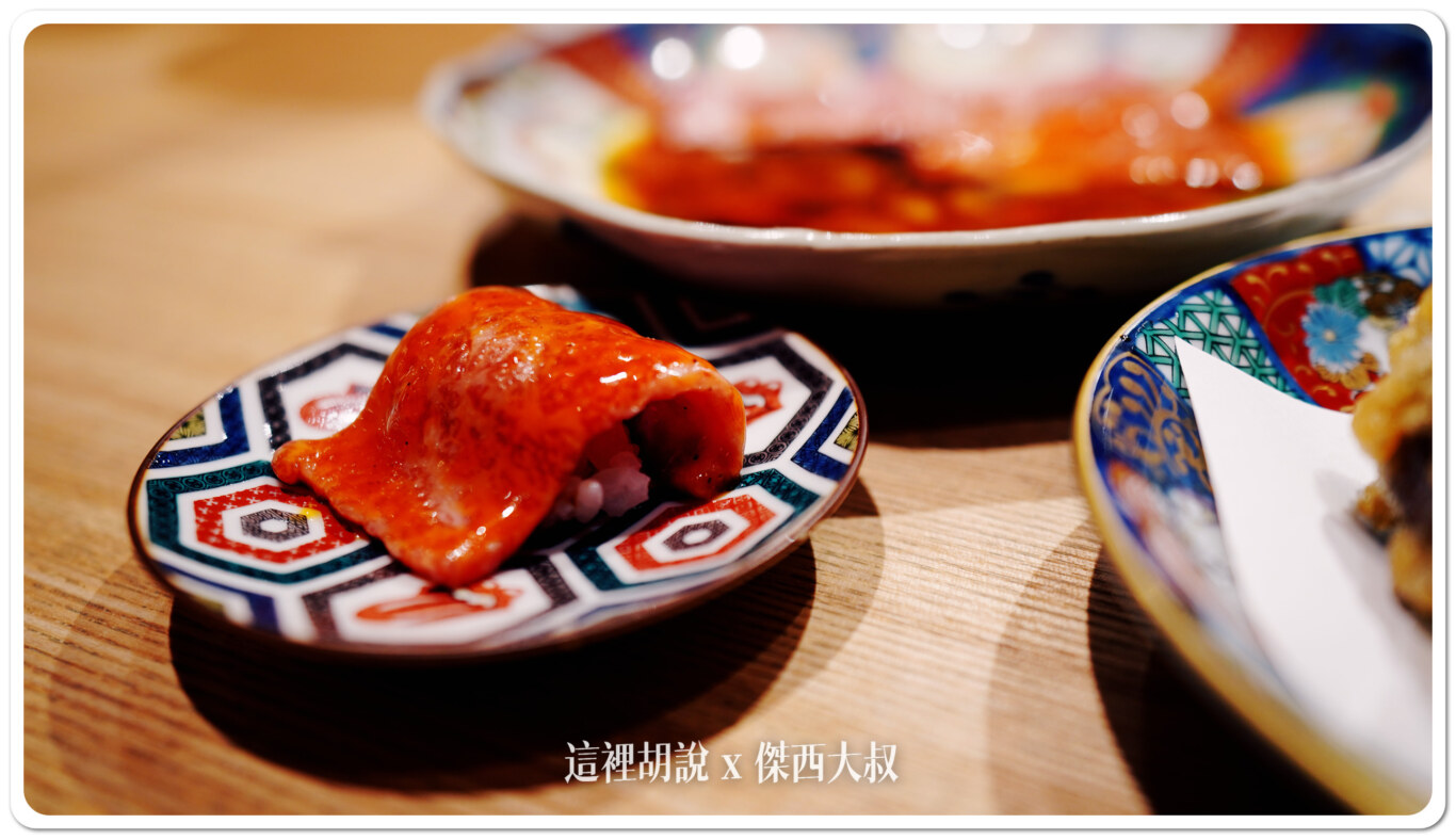 另外店員看我吃得很開心,有特別上了一小份醋飯 讓我可以搭配著吃