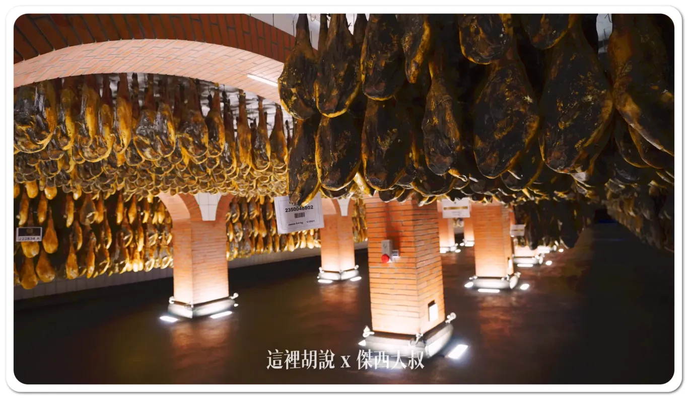 2023,5J,5J火腿,Cinco Jotas,IBERICO,Jabugo,JAMON,OSBORNE,伊比利豬,傑西吃貨筆記,哈布果,火腿,美食,西班牙,西班牙南部,西班牙美食,黑標火腿,黑毛豬 2023,5J,5J火腿,Cinco Jotas,IBERICO,Jabugo,JAMON,OSBORNE,伊比利豬,傑西吃貨筆記,哈布果,火腿,美食,西班牙,西班牙南部,西班牙美食,黑標火腿,黑毛豬