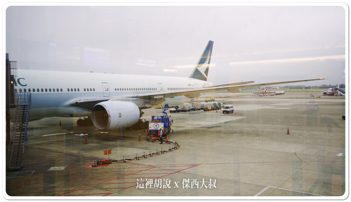 加油車,拖車,機場,機場作業,機場相關文章,氣源車,水肥車,油罐車,無桿推車,航空作業車輛,航空迷,螃蟹車,飛機迷,黑水車 加油車,拖車,機場,機場作業,機場相關文章,氣源車,水肥車,油罐車,無桿推車,航空作業車輛,航空迷,螃蟹車,飛機迷,黑水車
