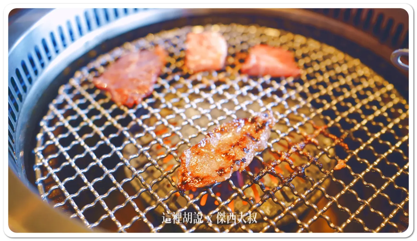 主打神戶和牛的套餐(沒豬肉),中午套餐非常的划算,想吃牛肉烤肉的話,不要錯過。