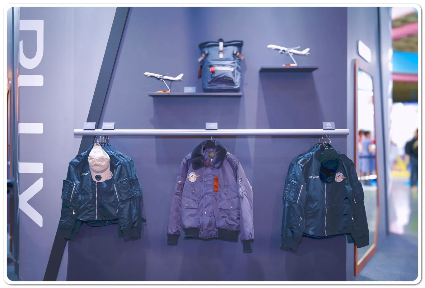ITF旅展,starlux airline,哪邊買,旅展,星宇小舖,星宇航空,星宇航空新聞,紀念品,飛行夾克 ITF旅展,starlux airline,哪邊買,旅展,星宇小舖,星宇航空,星宇航空新聞,紀念品,飛行夾克