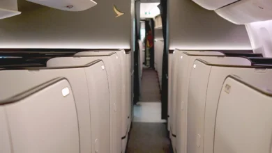 Flight Review Cathay Pacific's New Aria Suite / Business Class: Privacy , Light Variations, and Design Details 777-300ER(77J)