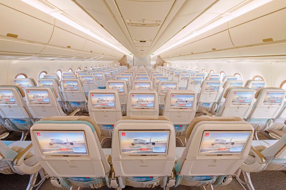 阿聯酋 A350 經濟艙