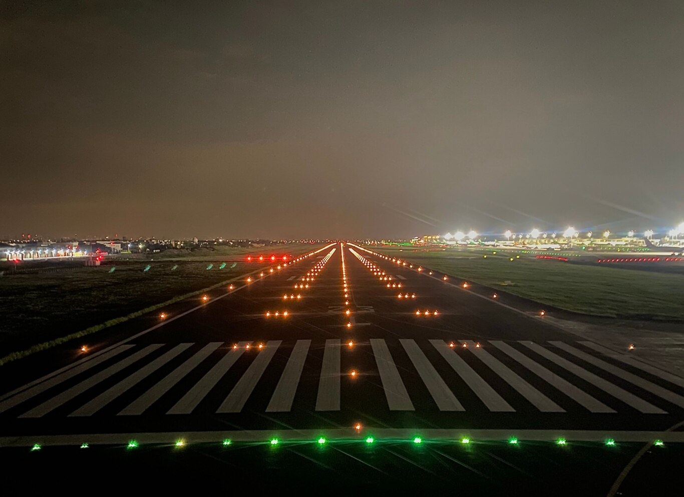 桃園機場,跑道 桃園機場,跑道