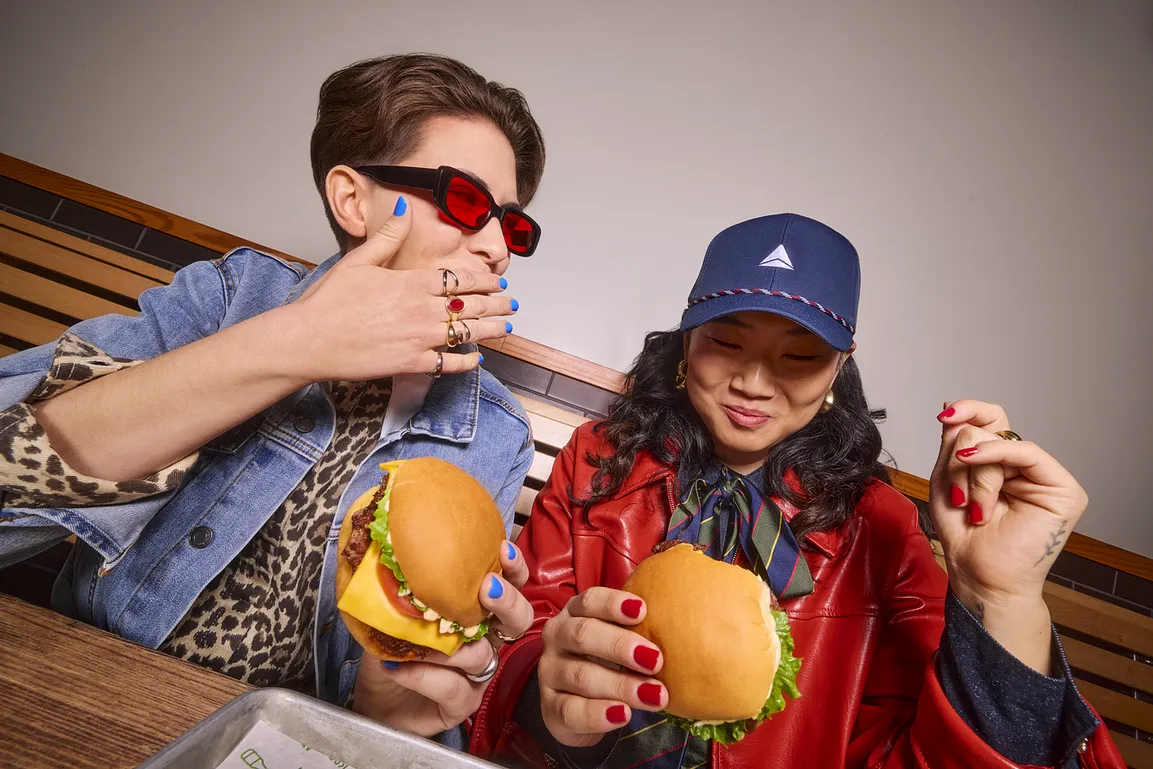 SHAKE SHACK,機上餐飲,西雅圖,達美航空,達美航空新聞 SHAKE SHACK,機上餐飲,西雅圖,達美航空,達美航空新聞