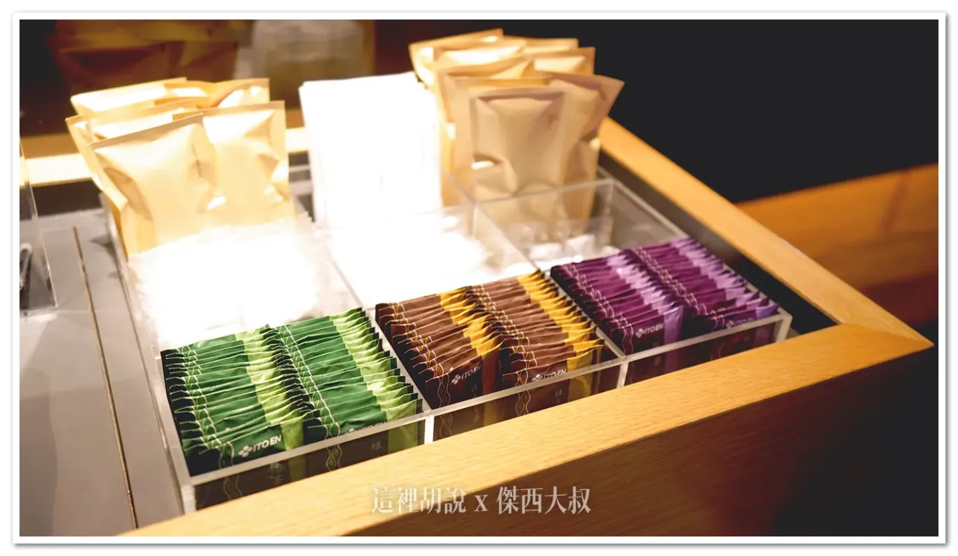 客房的一次性備品則是在一樓櫃臺自行索取