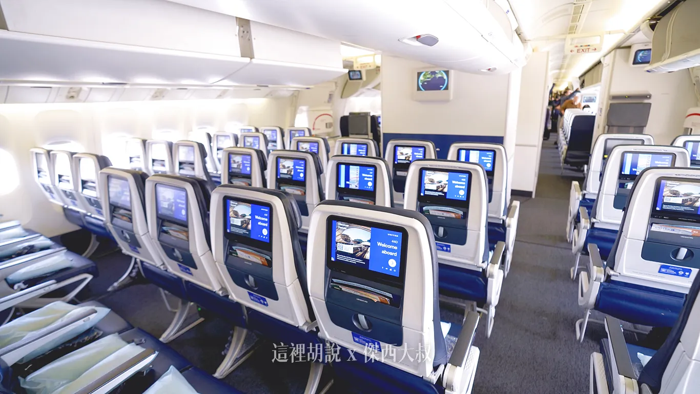 777,UNITED AIR,傑西飛行記錄,座位圖,經濟艙,經濟艙座位,經濟艙飛行記錄,聯合航空,豪華經濟艙 777,UNITED AIR,傑西飛行記錄,座位圖,經濟艙,經濟艙座位,經濟艙飛行記錄,聯合航空,豪華經濟艙