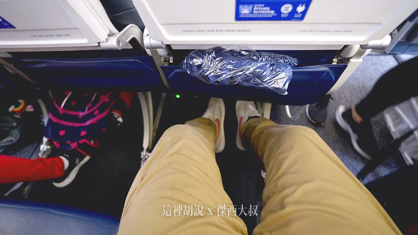 777,UNITED AIR,傑西飛行記錄,座位圖,經濟艙,經濟艙座位,經濟艙飛行記錄,聯合航空,豪華經濟艙 777,UNITED AIR,傑西飛行記錄,座位圖,經濟艙,經濟艙座位,經濟艙飛行記錄,聯合航空,豪華經濟艙