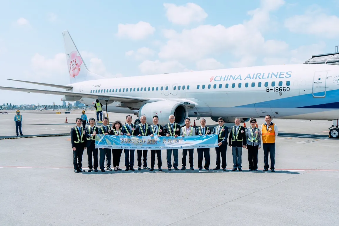 華航, 開創國內航空業新局 華航與台塑石化簽署永續航空燃油合作備忘錄 , 華航,2022-09 新加坡,a350,china airlines,ci,singapore,sky team,visit singapore,傑西飛行紀錄,新加坡,菁英艙,華航飛行紀錄,豪經,豪華經濟,豪華經濟艙,豪華經濟艙飛行記錄,飛機餐,飛行紀錄,
