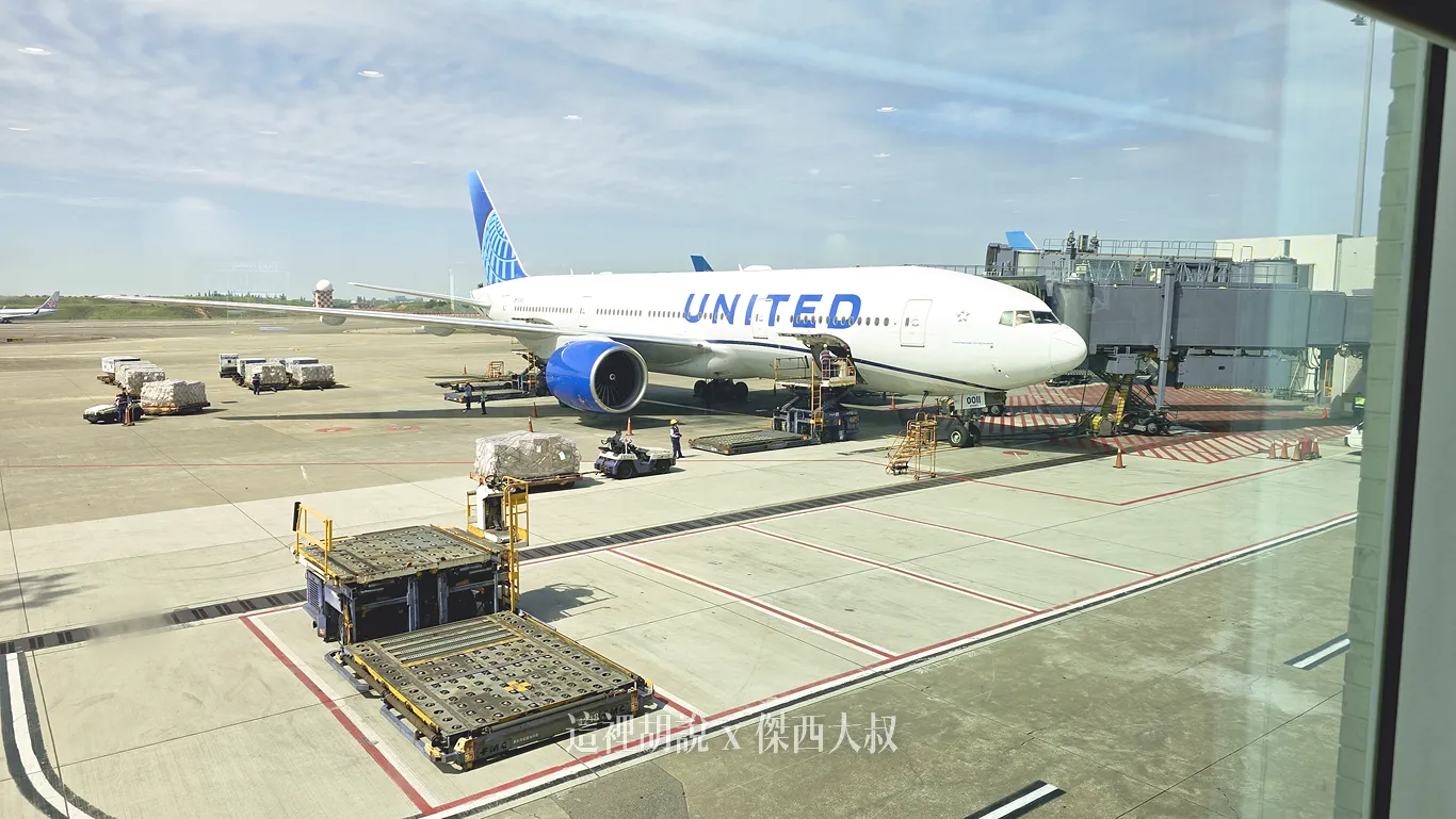 UNITED AIR,傑西飛行記錄,經濟艙飛行記錄,美國,聯合航空,舊金山 @傑西大叔 x 這裡胡說