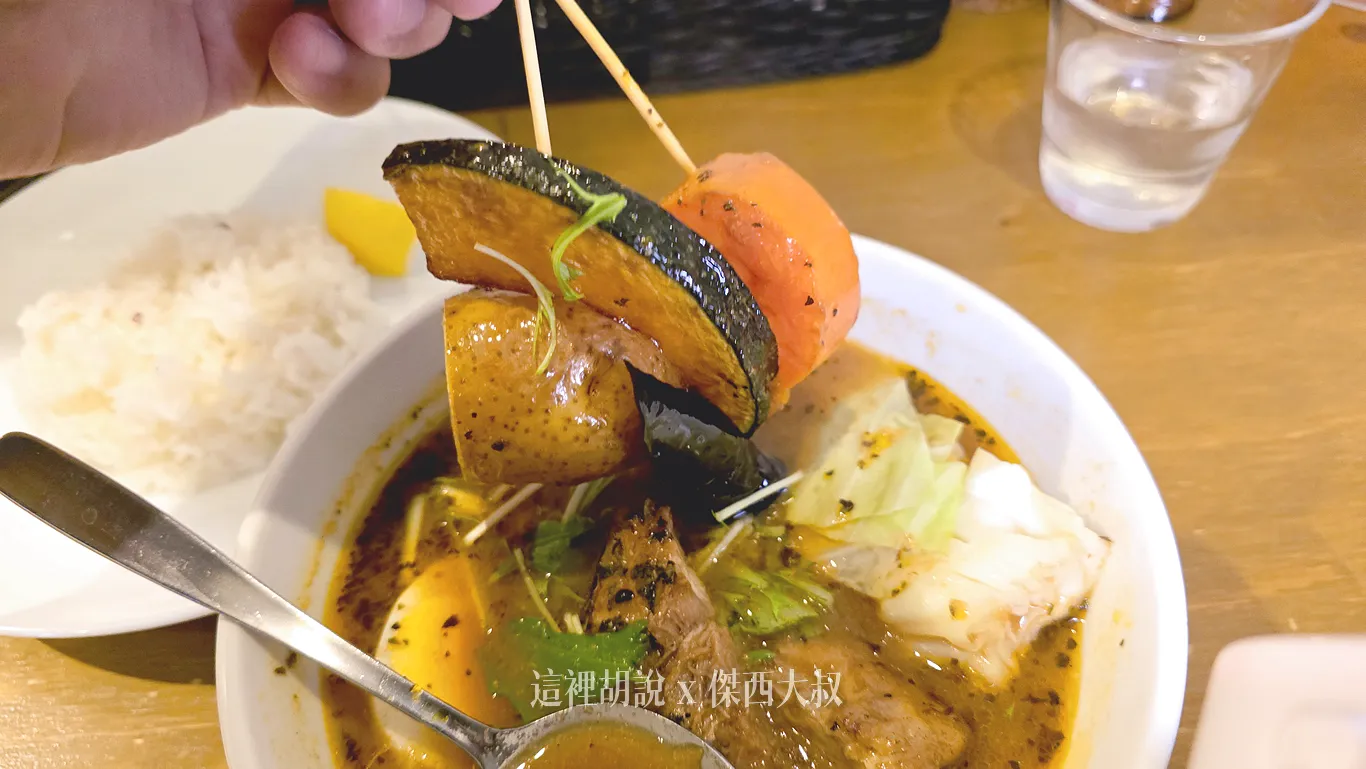 2025,傑西吃貨筆記,傑西懷胎七個月,北海道,北海道美食,日本,札幌美食,湯咖哩,狸小路 2025,傑西吃貨筆記,傑西懷胎七個月,北海道,北海道美食,日本,札幌美食,湯咖哩,狸小路